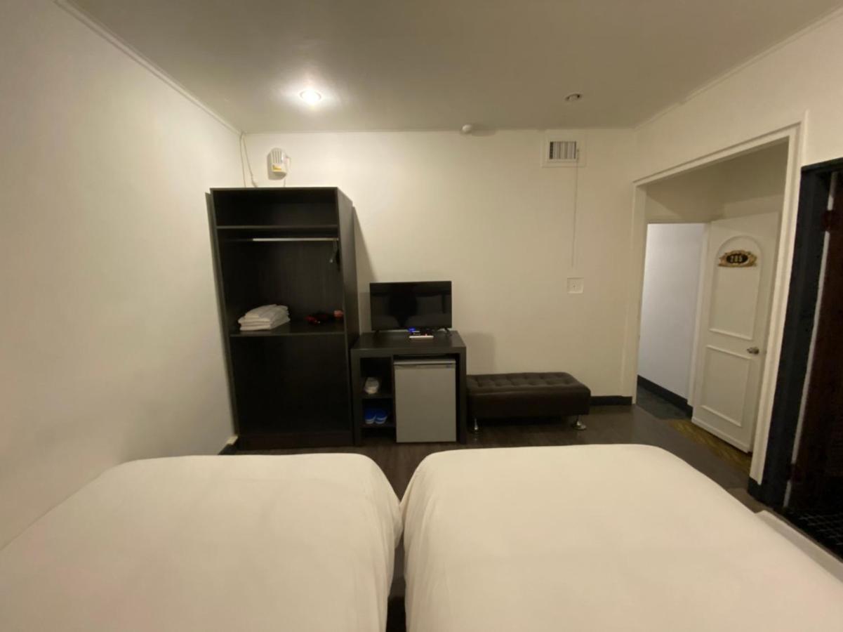 Queens Hotel Тайпей Екстериор снимка